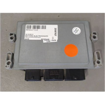 CALCULATEUR MOTEUR RENAULT CLIO