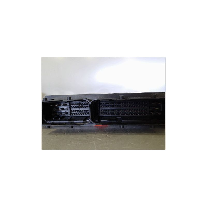 CALCULATEUR MOTEUR TOYOTA AYGO