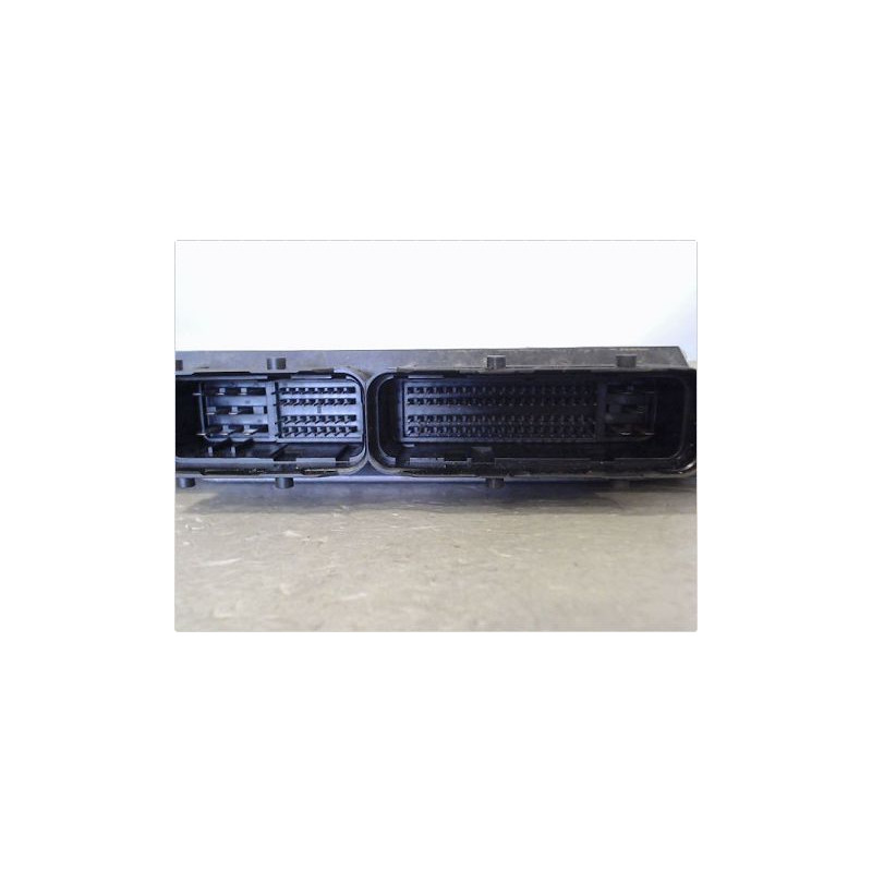 CALCULATEUR MOTEUR TOYOTA AYGO