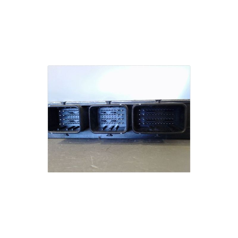 CALCULATEUR MOTEUR PEUGEOT 206