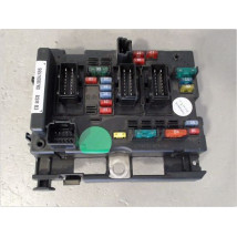 BOITE A FUSIBLES PEUGEOT 206