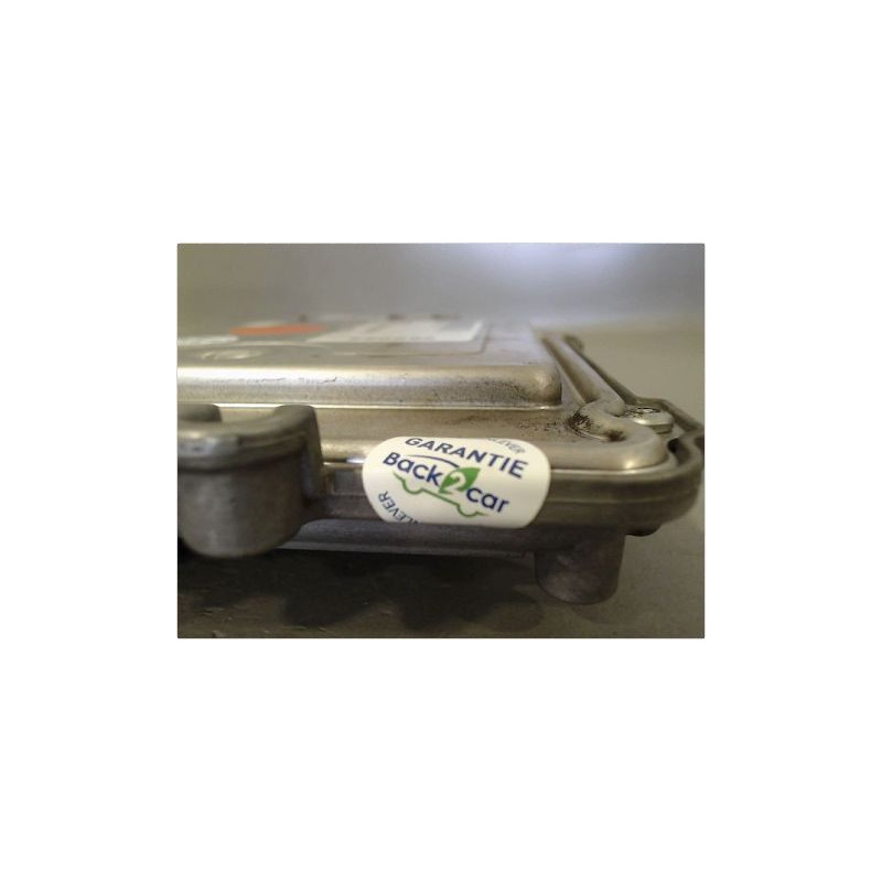 CALCULATEUR MOTEUR PEUGEOT 206