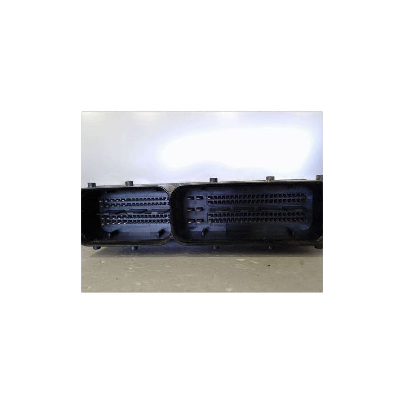 CALCULATEUR MOTEUR AUDI A3