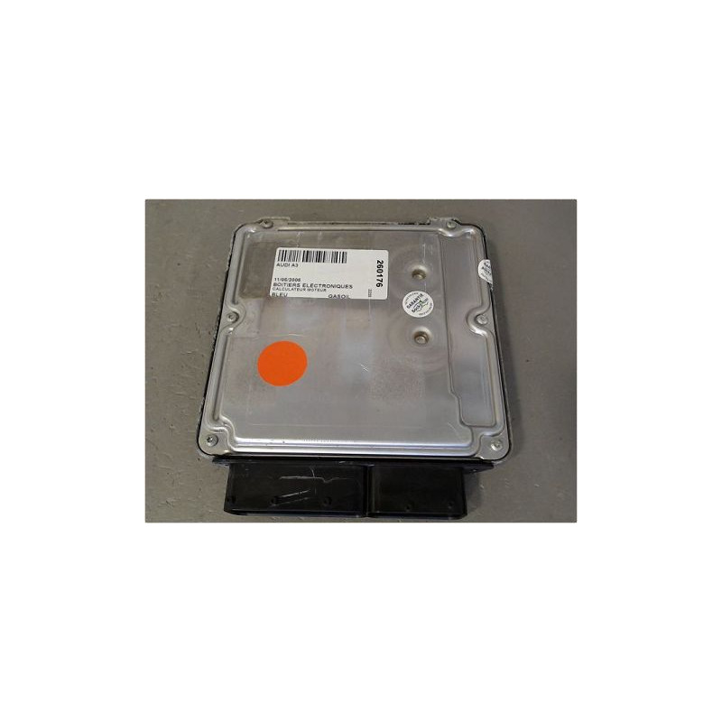 CALCULATEUR MOTEUR AUDI A3