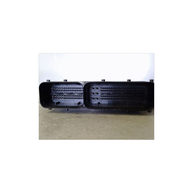 CALCULATEUR MOTEUR VOLKSWAGEN GOLF