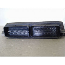 CALCULATEUR MOTEUR RENAULT CLIO