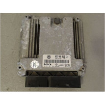 CALCULATEUR MOTEUR VOLKSWAGEN TOURAN