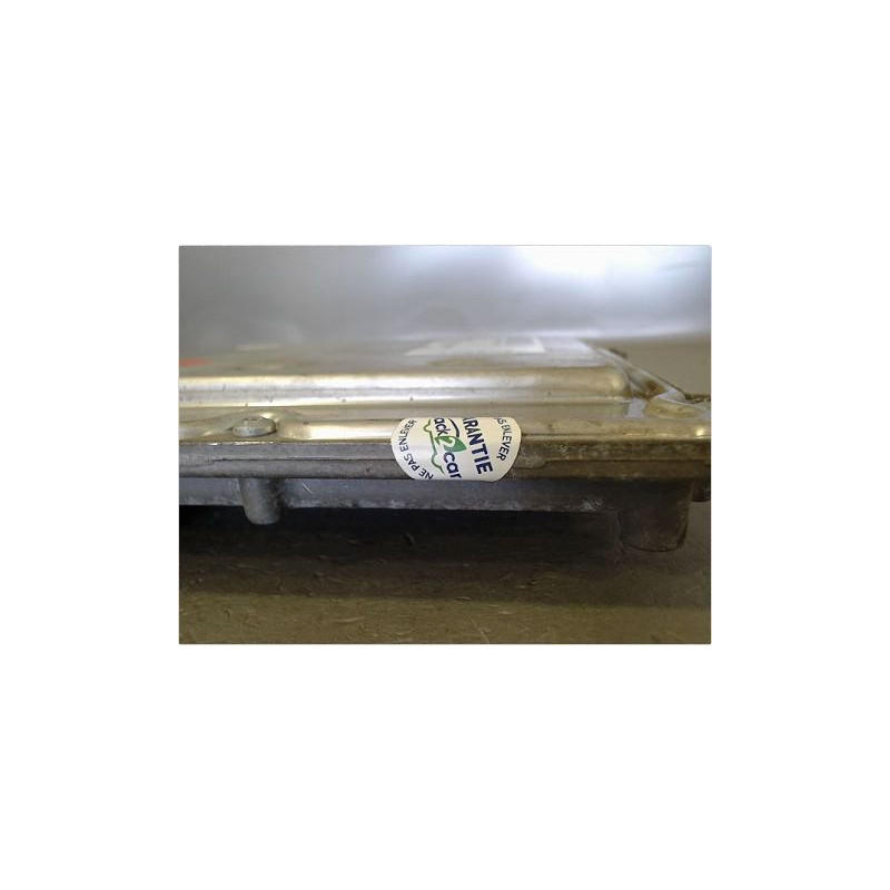 CALCULATEUR MOTEUR VOLKSWAGEN TOURAN