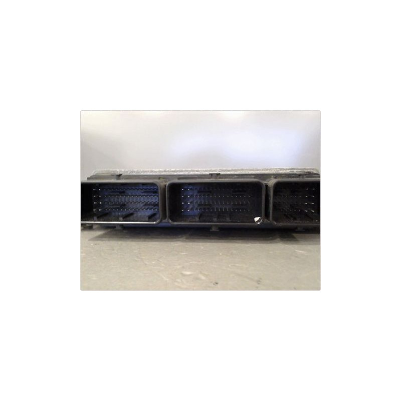CALCULATEUR MOTEUR RENAULT MEGANE