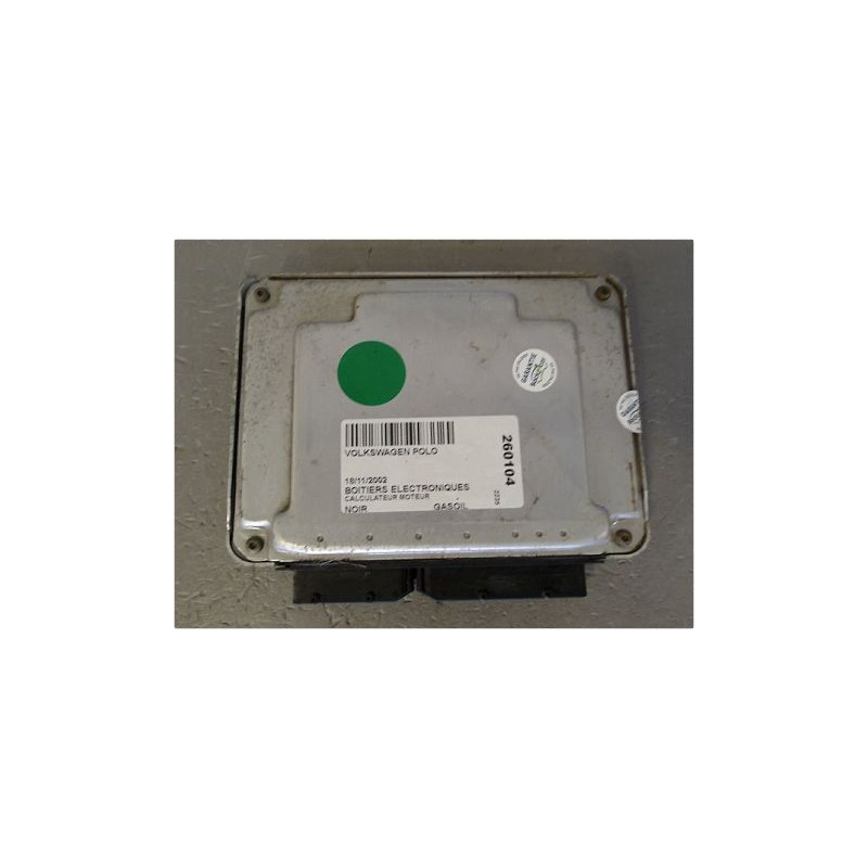 CALCULATEUR MOTEUR VOLKSWAGEN POLO