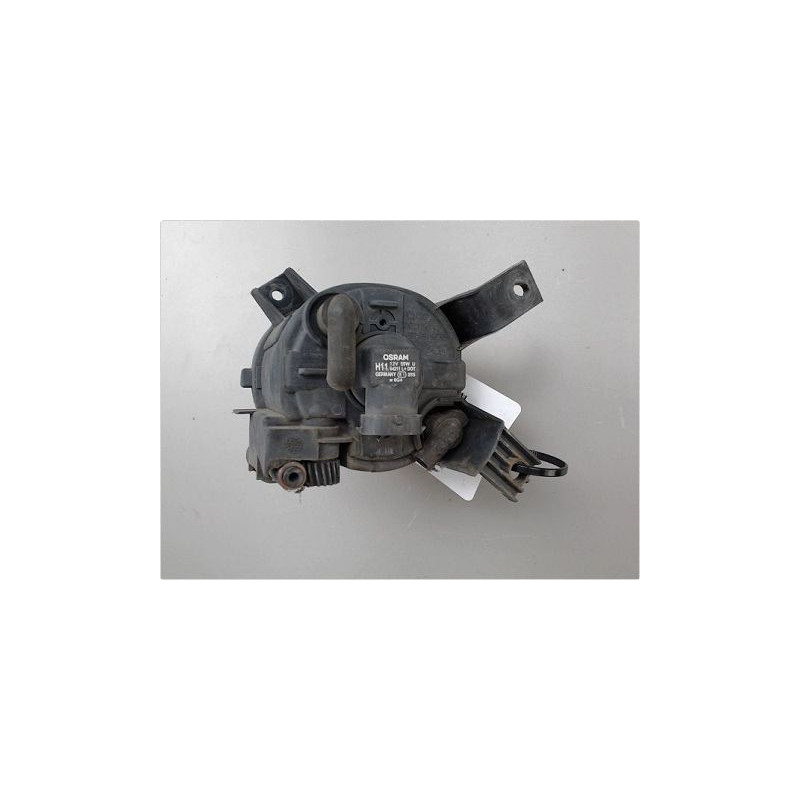 PHARE ANTIBROUILLARD AVANT DROIT AUDI A4