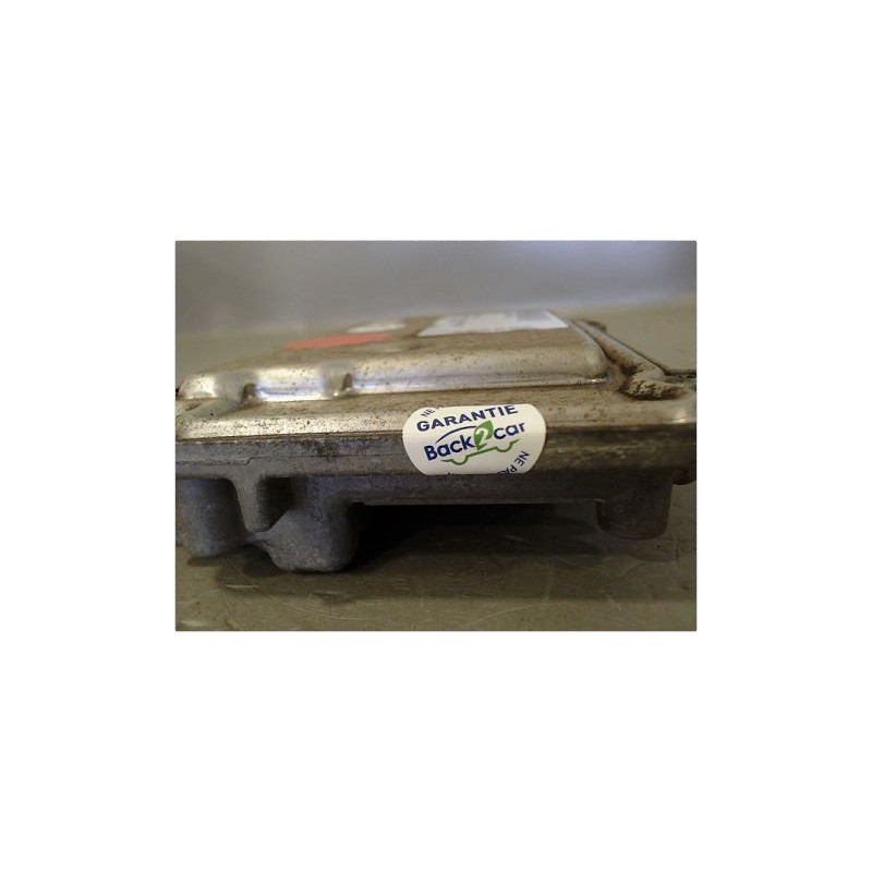 CALCULATEUR MOTEUR TOYOTA YARIS