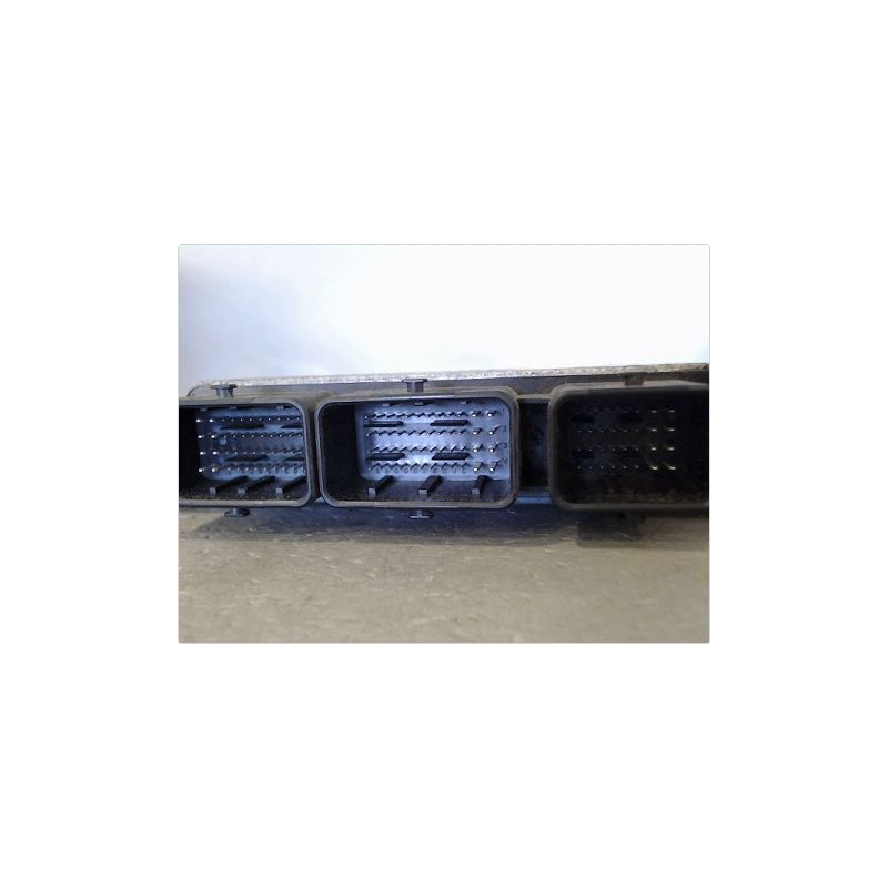 CALCULATEUR MOTEUR RENAULT TWINGO