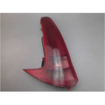 FEU ARRIERE GAUCHE  PEUGEOT 206