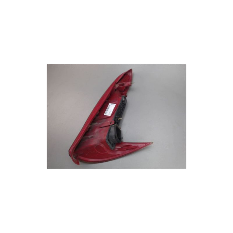 FEU ARRIERE GAUCHE  PEUGEOT 206