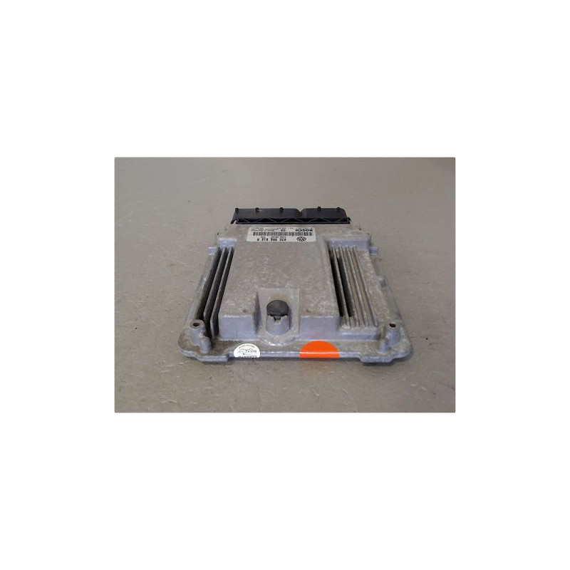 CALCULATEUR MOTEUR VOLKSWAGEN CADDY