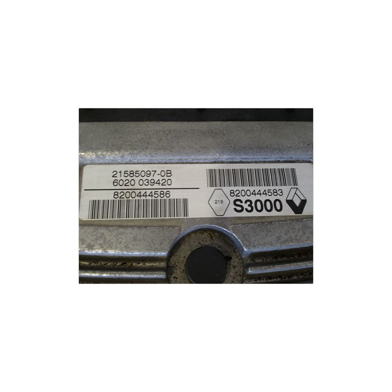 CALCULATEUR MOTEUR RENAULT LAGUNA