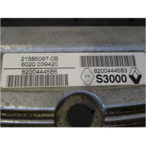 CALCULATEUR MOTEUR RENAULT LAGUNA