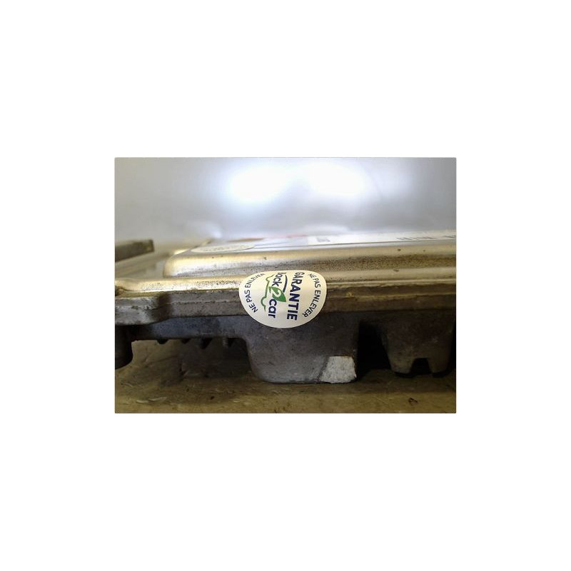 CALCULATEUR MOTEUR PEUGEOT 206