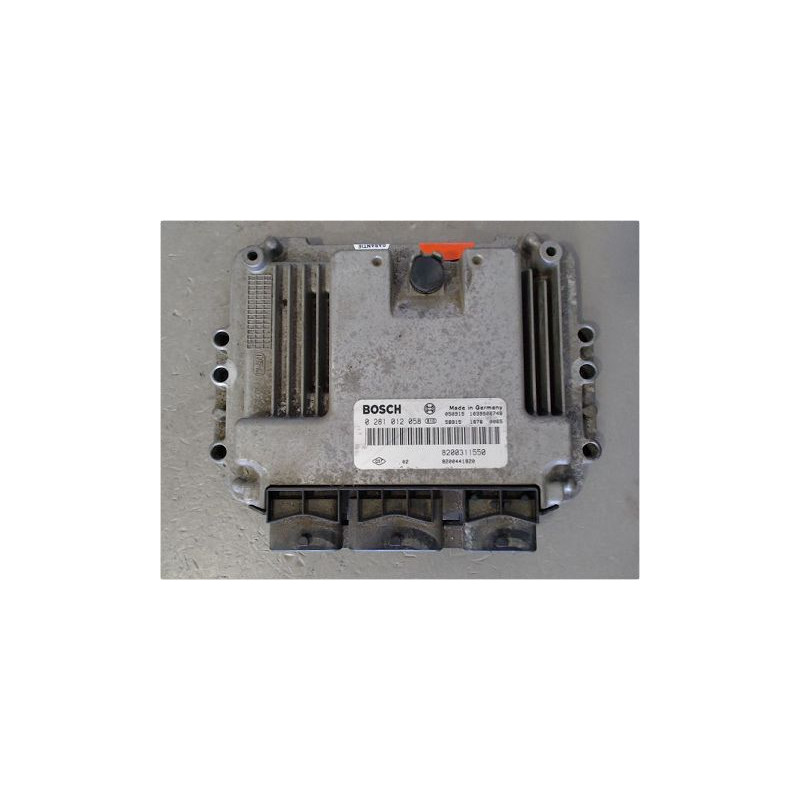 CALCULATEUR MOTEUR RENAULT LAGUNA
