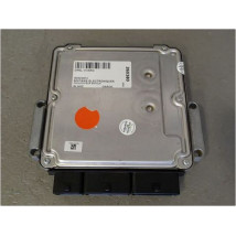 CALCULATEUR MOTEUR OPEL VIVARO