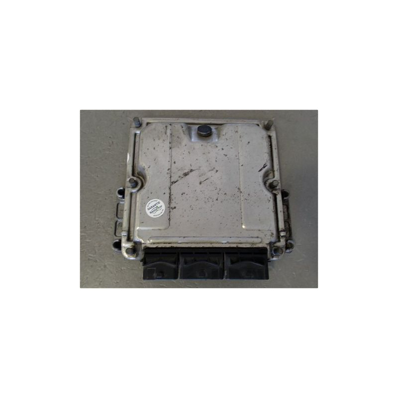 CALCULATEUR MOTEUR RENAULT ESPACE