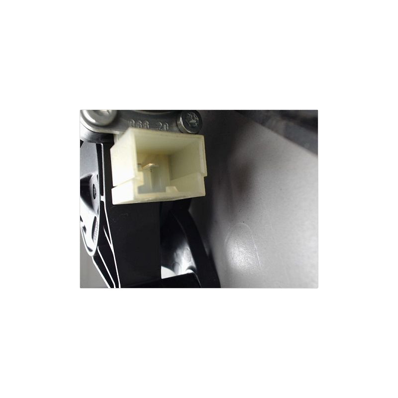 MECANISME LEVE-GLACE AVANT DROIT SEAT ATECA