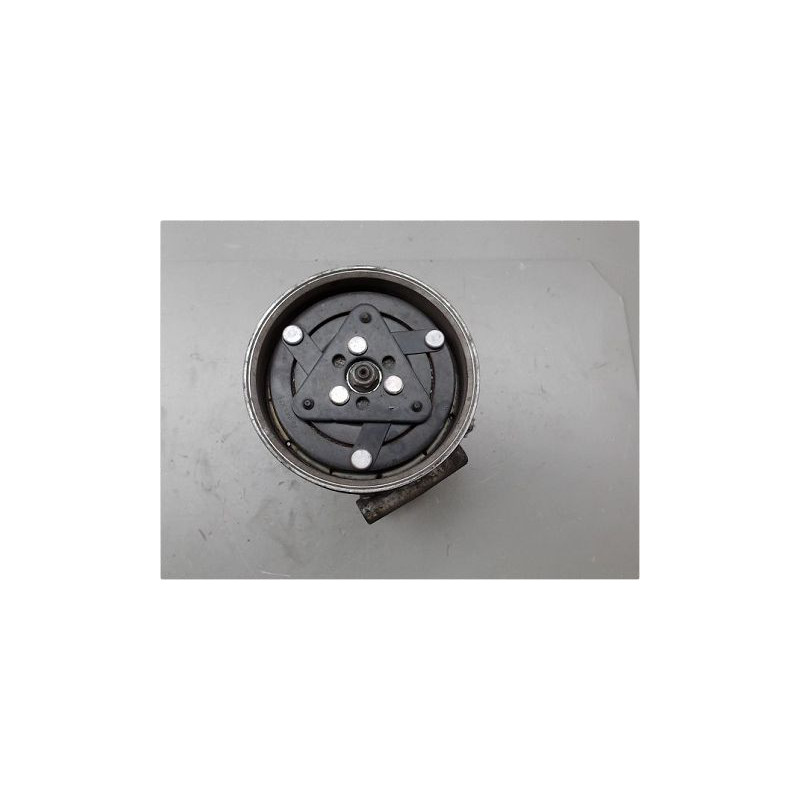COMPRESSEUR AIR CONDITIONNE RENAULT CLIO