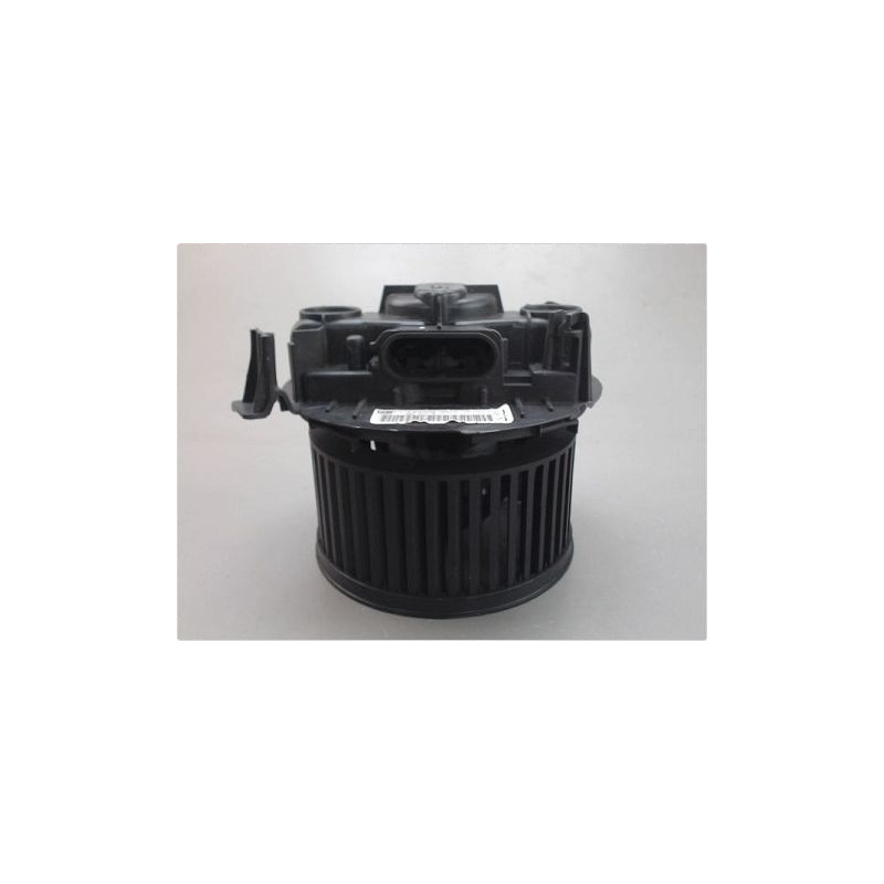 MOTEUR VENTILATEUR CHAUFFAGE NISSAN NOTE