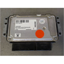 CALCULATEUR MOTEUR FIAT PUNTO