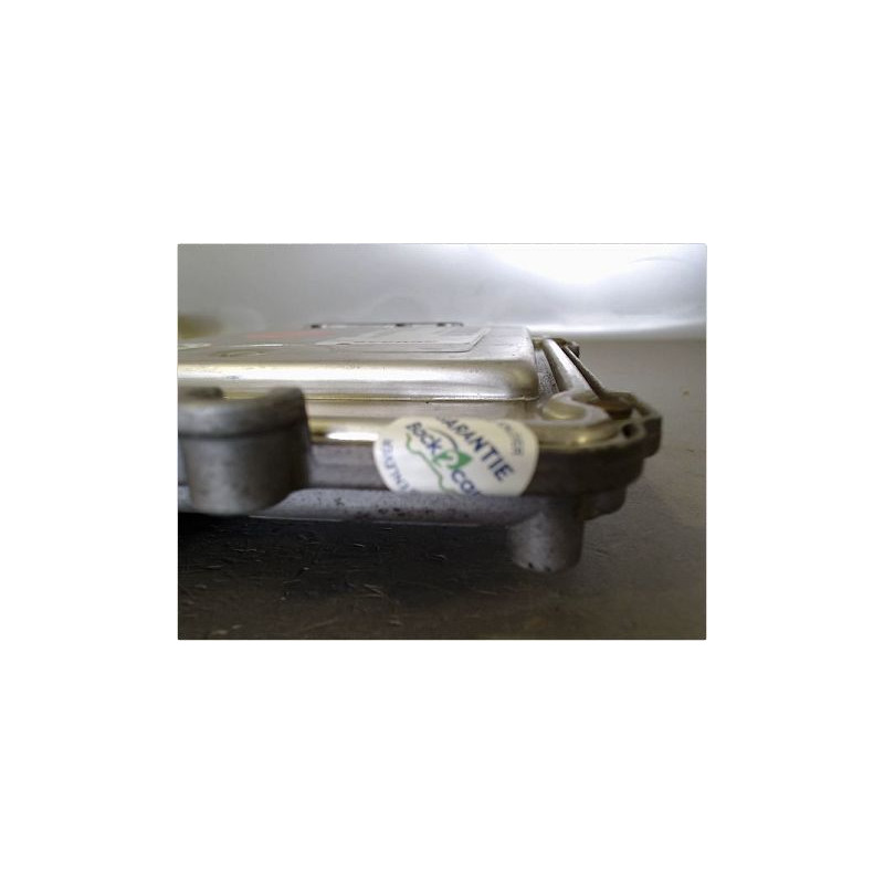CALCULATEUR MOTEUR RENAULT MEGANE