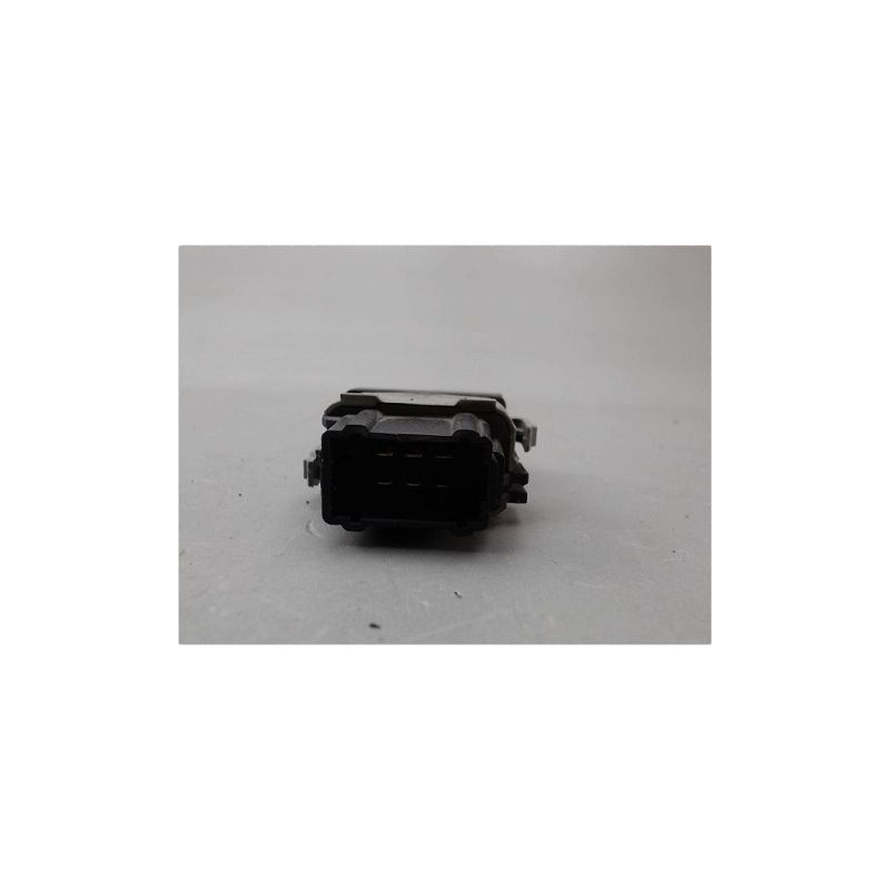 COMMANDE LEVE-GLACE PORTE AVG RENAULT CLIO