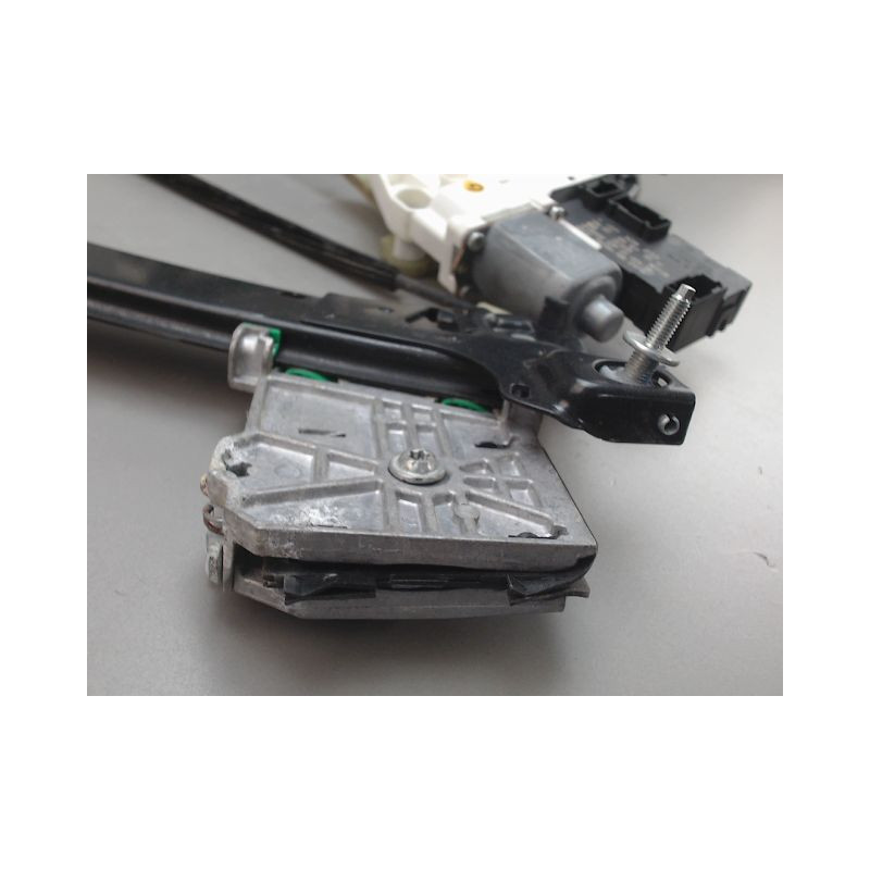 MECANISME LEVE-GLACE AVANT DROIT PEUGEOT 407