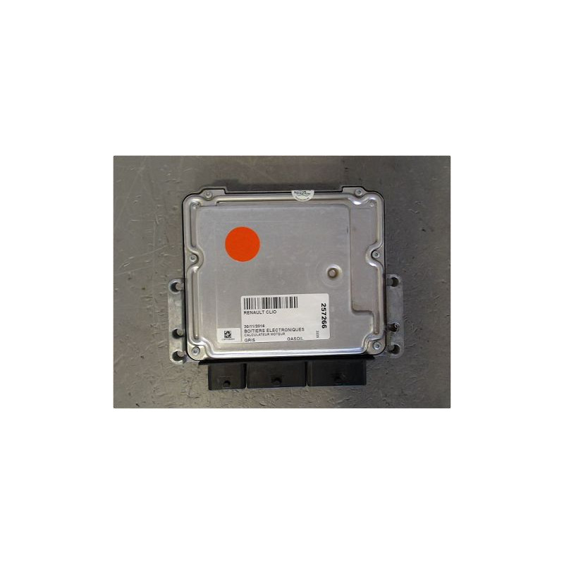 CALCULATEUR MOTEUR RENAULT CLIO