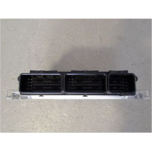 CALCULATEUR MOTEUR RENAULT CLIO