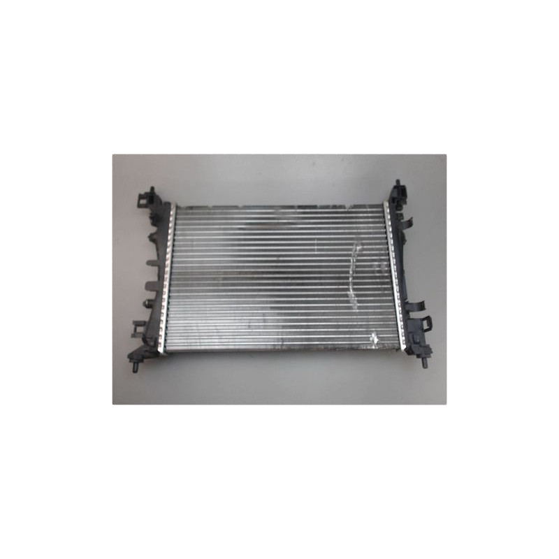 RADIATEUR OPEL CORSA