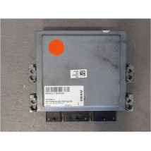 CALCULATEUR MOTEUR RENAULT MEGANE