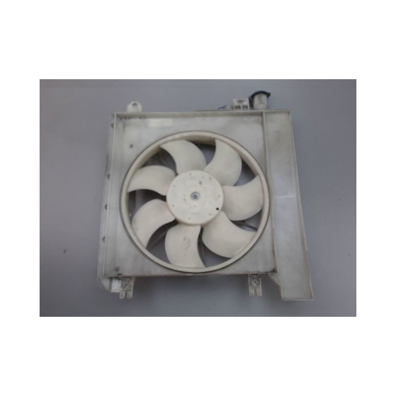 MOTEUR VENTILATEUR RADIATEUR PEUGEOT 107