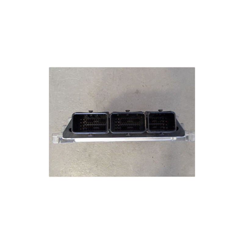 CALCULATEUR MOTEUR RENAULT LAGUNA