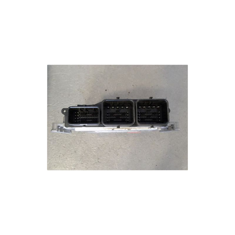 CALCULATEUR MOTEUR PEUGEOT 208