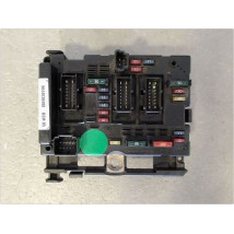 BOITE A FUSIBLES PEUGEOT 307