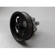 POMPE DIRECTION ASSISTEE TOYOTA AVENSIS