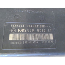 BOITE A FUSIBLES RENAULT MEGANE