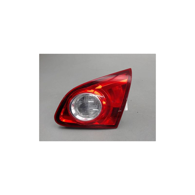 FEU ARRIERE INTERIEUR DROIT NISSAN QASHQAI