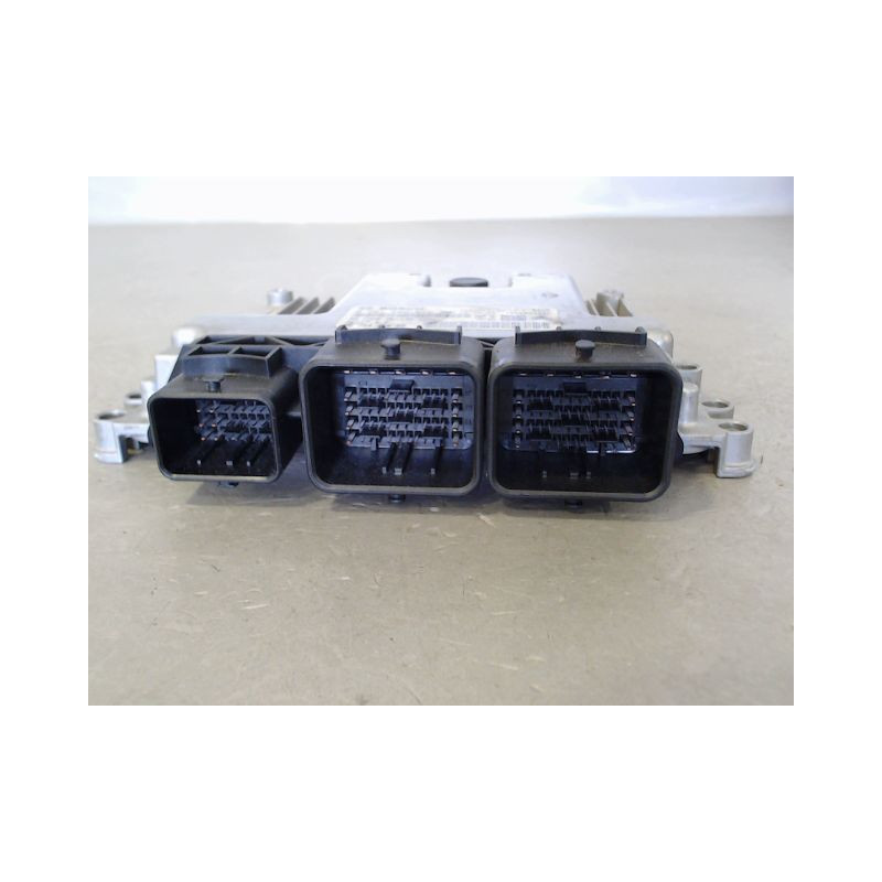 CALCULATEUR MOTEUR PEUGEOT 207
