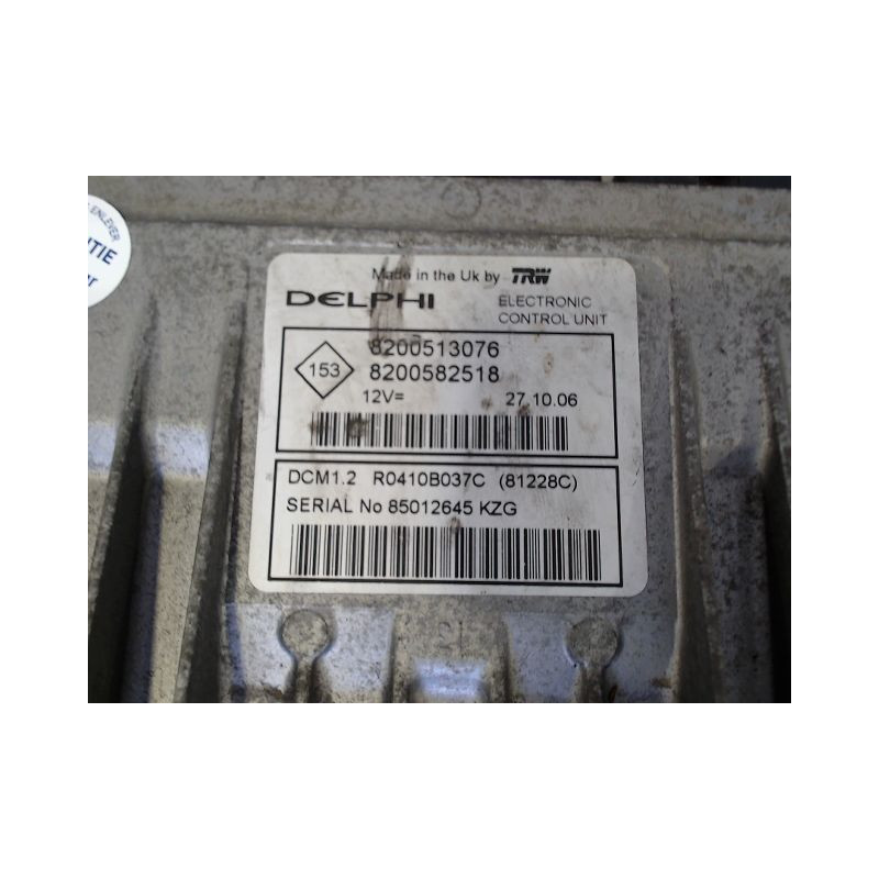 CALCULATEUR MOTEUR RENAULT CLIO