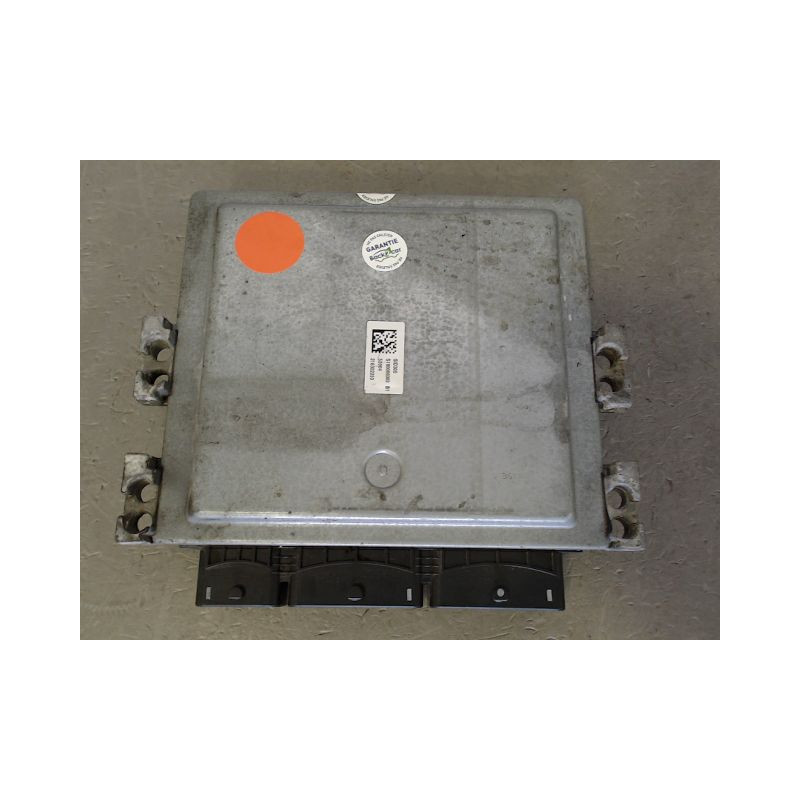 CALCULATEUR MOTEUR RENAULT MEGANE