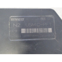 BOITE A FUSIBLES RENAULT MEGANE