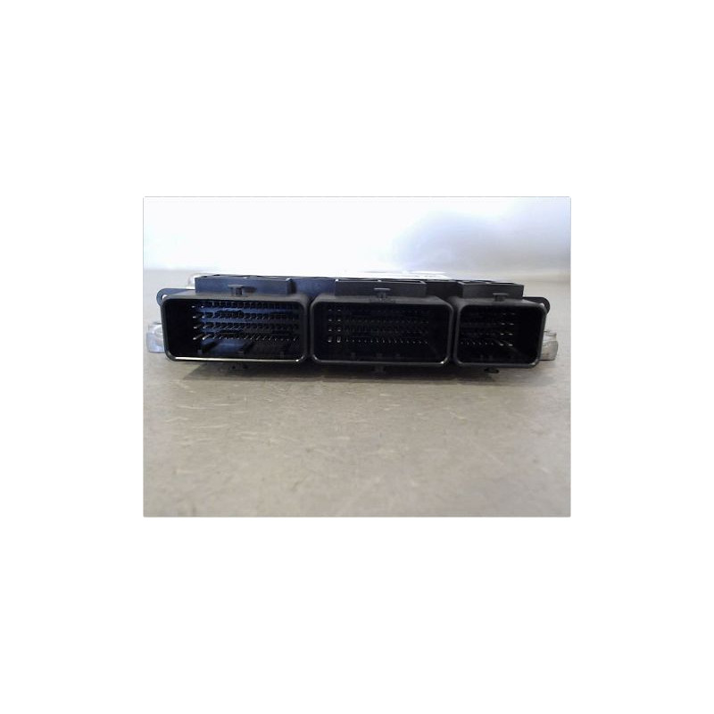 CALCULATEUR MOTEUR RENAULT TWINGO