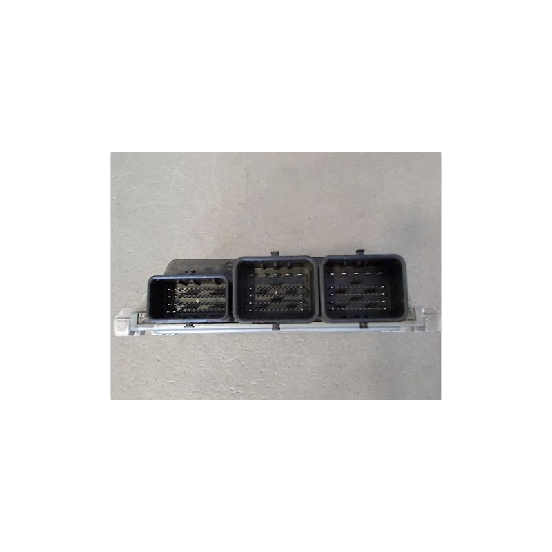 CALCULATEUR MOTEUR PEUGEOT 5008